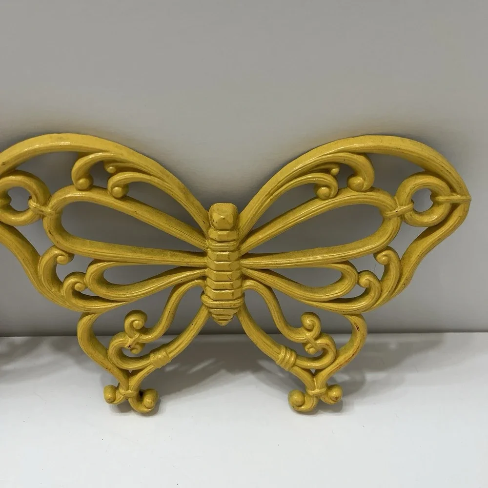 Vintage Syroco Homeco Butterfly Wall Hangings 1978 Faux Rattan Yellow 9.5